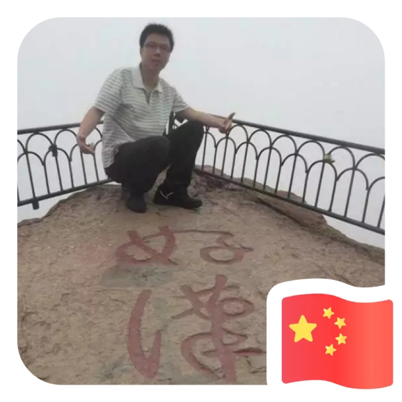 一只小虎牙的第一张照片--建宁相亲网