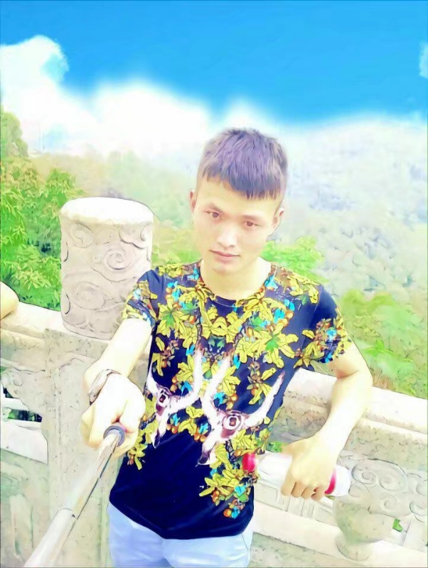 孤独王者元首的第一张照片--建宁相亲网
