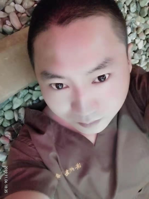 红枫叶的第一张照片--建宁相亲网