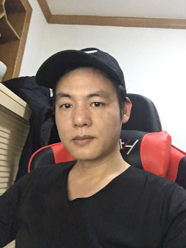 扛枪打鸟的第一张照片--建宁相亲网