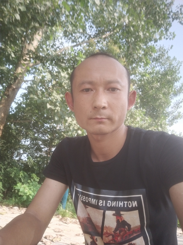 80大叔的第二张照片--建宁相亲网