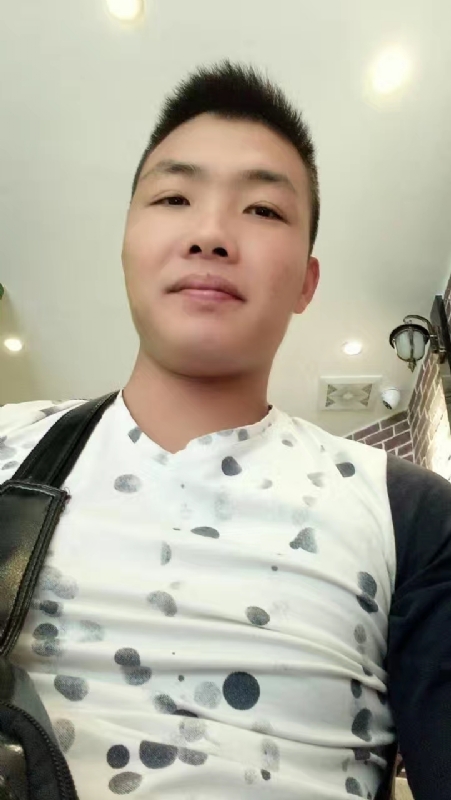 吃生蚝的小乖乖的第一张照片--建宁相亲网
