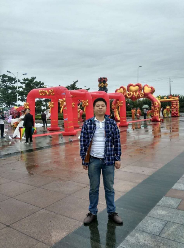 在奋斗的第三张照片--建宁相亲网