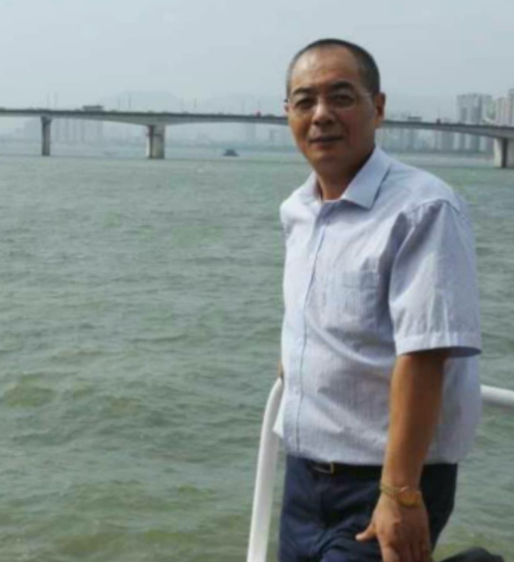 辛民的第二张照片--建宁相亲网