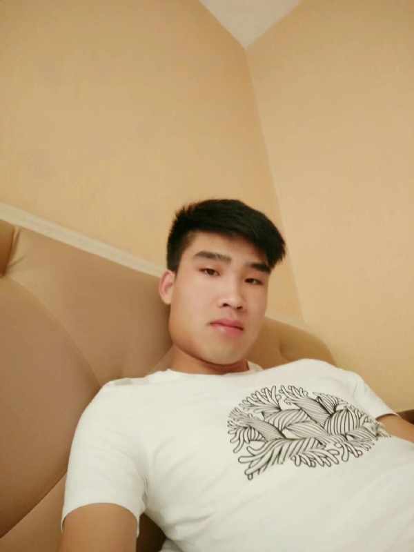 谁不曾孤单上路的第二张照片--建宁相亲网