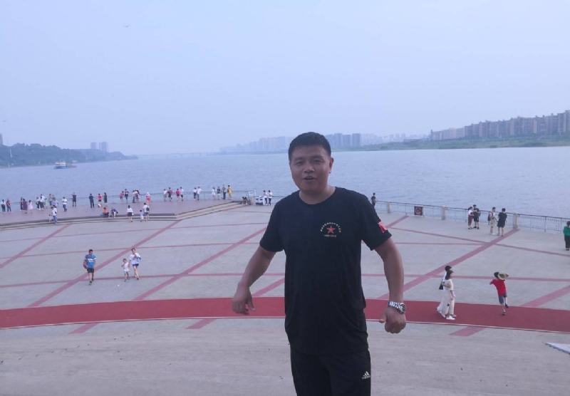 曾经心疼的我的第一张照片--建宁相亲网