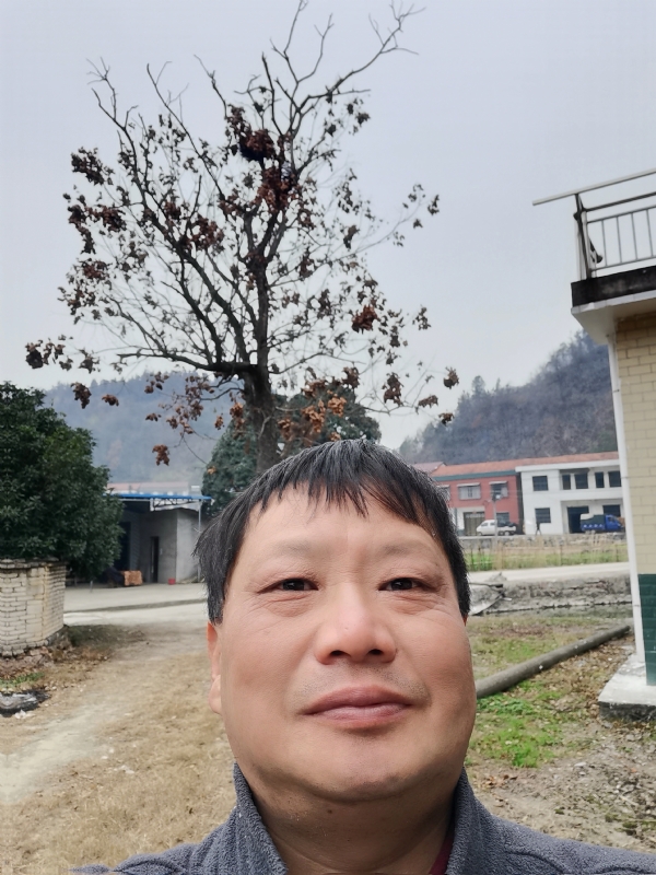 苏众青春冲浪的第一张照片--建宁相亲网
