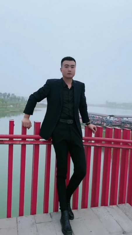 Albert的第二张照片--建宁相亲网