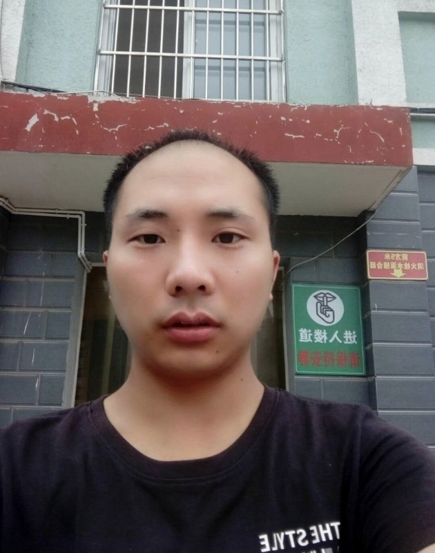 亮亮的第一张照片--建宁相亲网