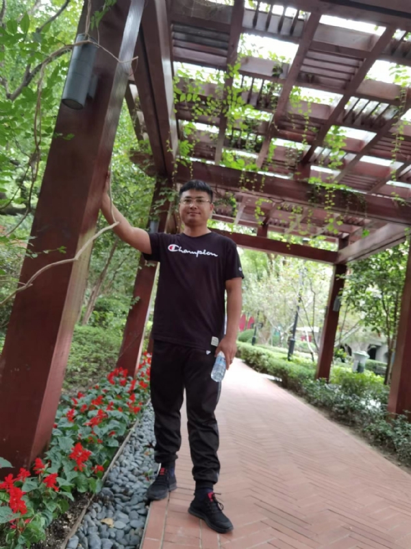 会飞的鱼的第一张照片--建宁相亲网