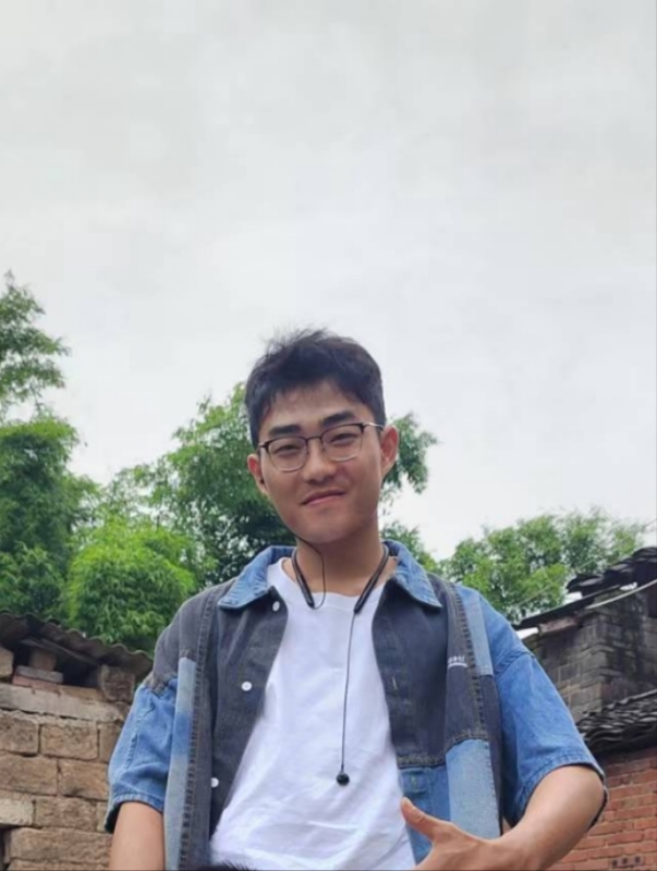越努力越幸运的第一张照片--建宁相亲网