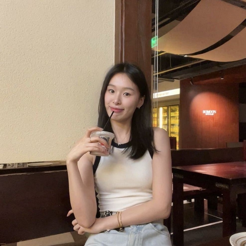 羽毛的第一张照片--建宁相亲网