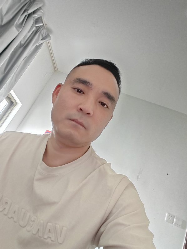 小锋的第一张照片--建宁相亲网